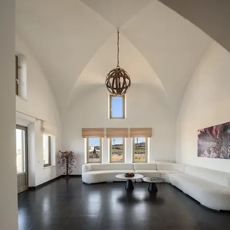 Of Lilies * Fira (Santorini)