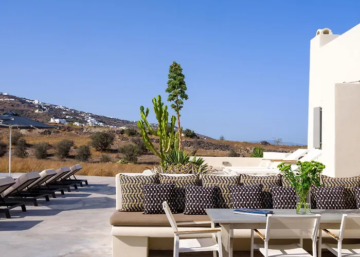 Of Lilies Villa Fira (Santorini)