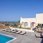 Of Lilies Villa *